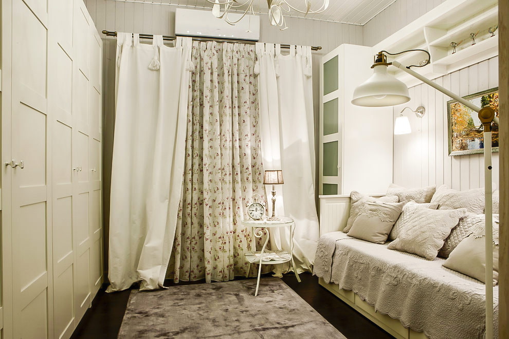 белые шторы в гостиной фото дизайн