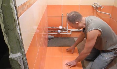 Как класть плитку на пол в ванной своими руками: видео укладки, как положить плитку на пол в ванной